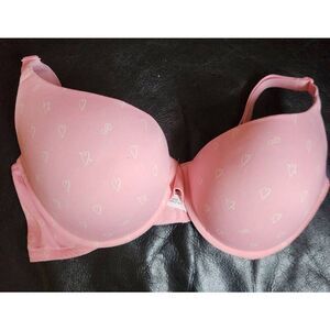 Victoria Secret Pink wear everywhere underwire push-up up Bra 38D.  Pink with he